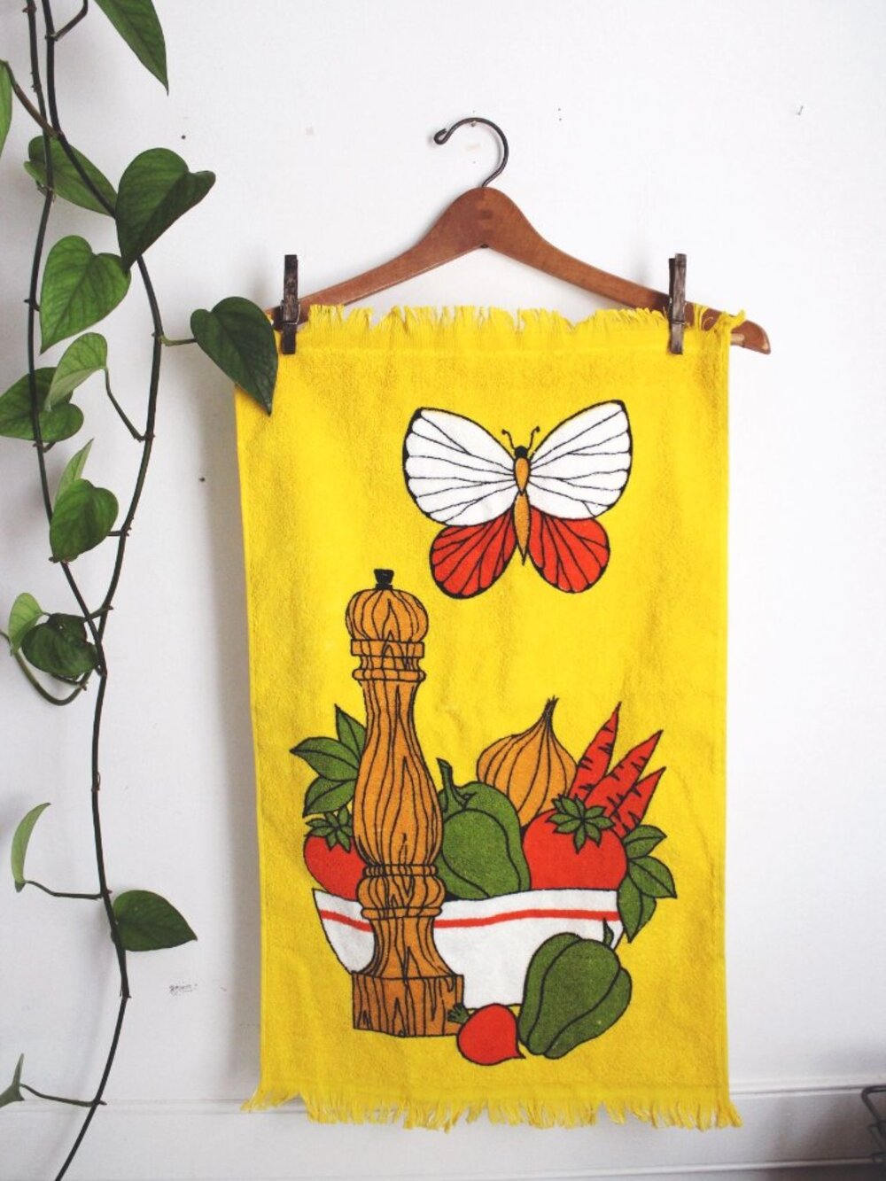 Vintage 70s Yellow Kitchen Towel Terry Cloth Cannon Retro Vegetable